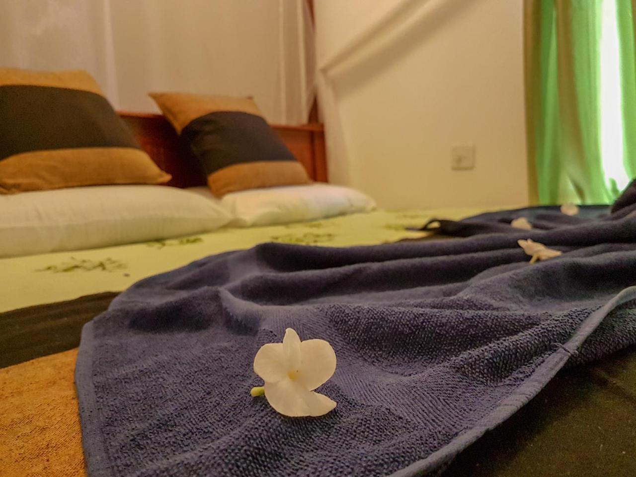 White Villa Beach Resort ミリッサ エクステリア 写真