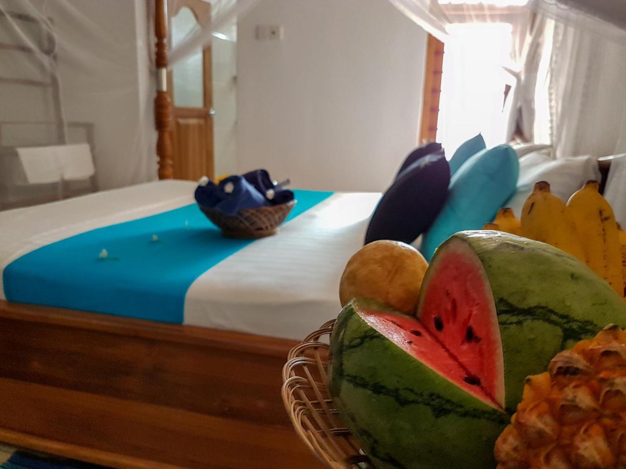 White Villa Beach Resort ミリッサ エクステリア 写真