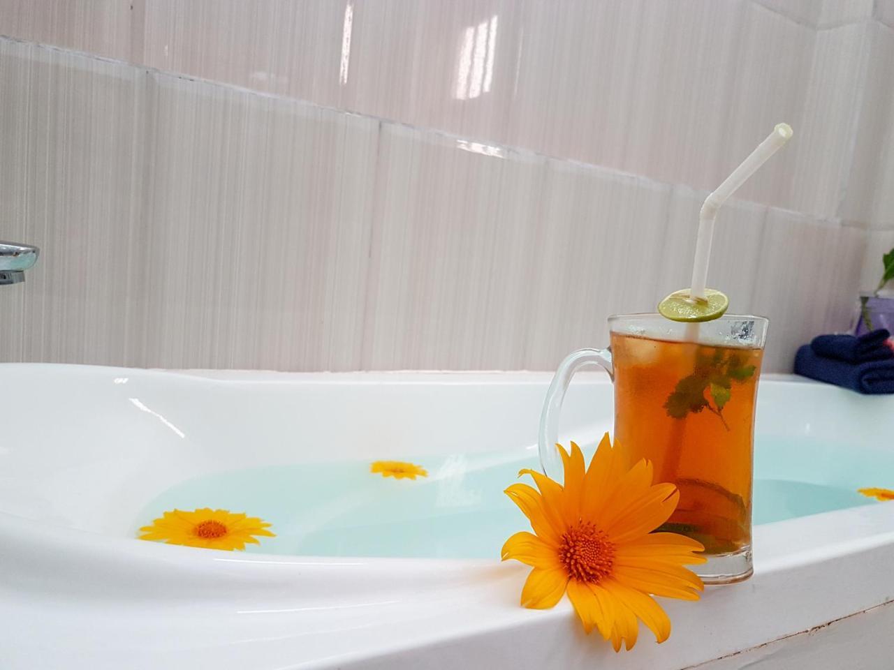White Villa Beach Resort ミリッサ エクステリア 写真