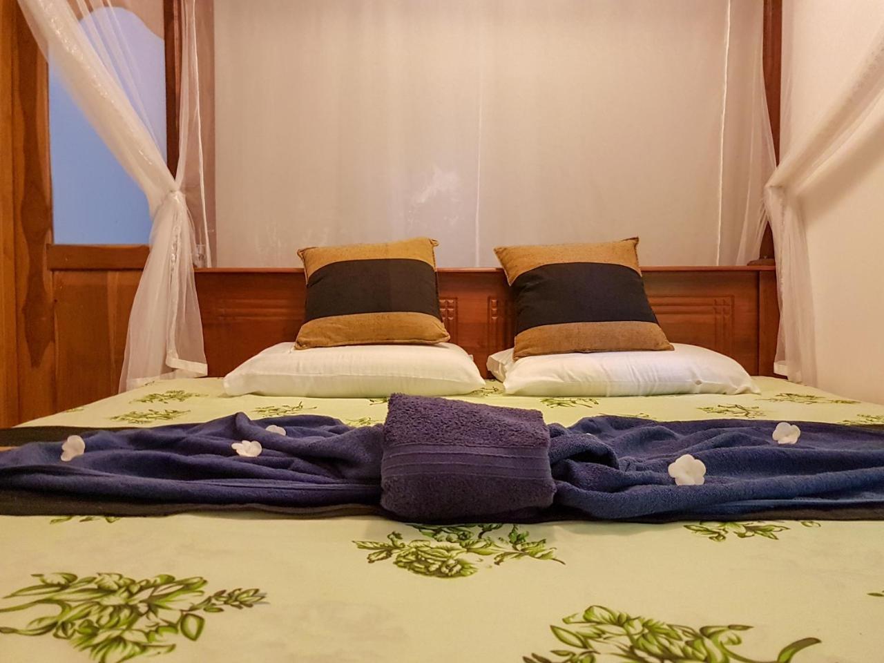 White Villa Beach Resort ミリッサ エクステリア 写真